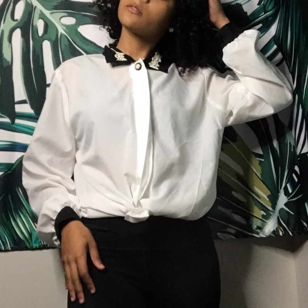 Judy Bond Button Down